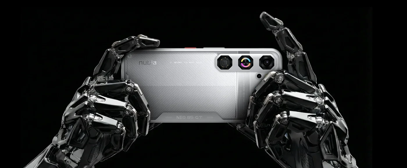 Srebrny smartfon nubia Neo 5 GT z modułem aparatów w zbliżeniu na ciemnym tle.